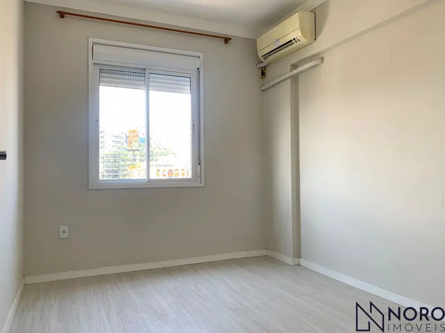 Foto 8 de Apartamento com 3 quartos à venda, 105m2 em Nossa Senhora de Fátima, Santa Maria - RS