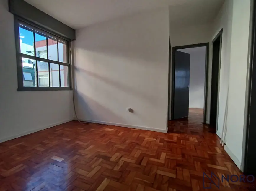 Foto 7 de Apartamento com 2 quartos para alugar, 45m2 em Nossa Senhora de Fátima, Santa Maria - RS