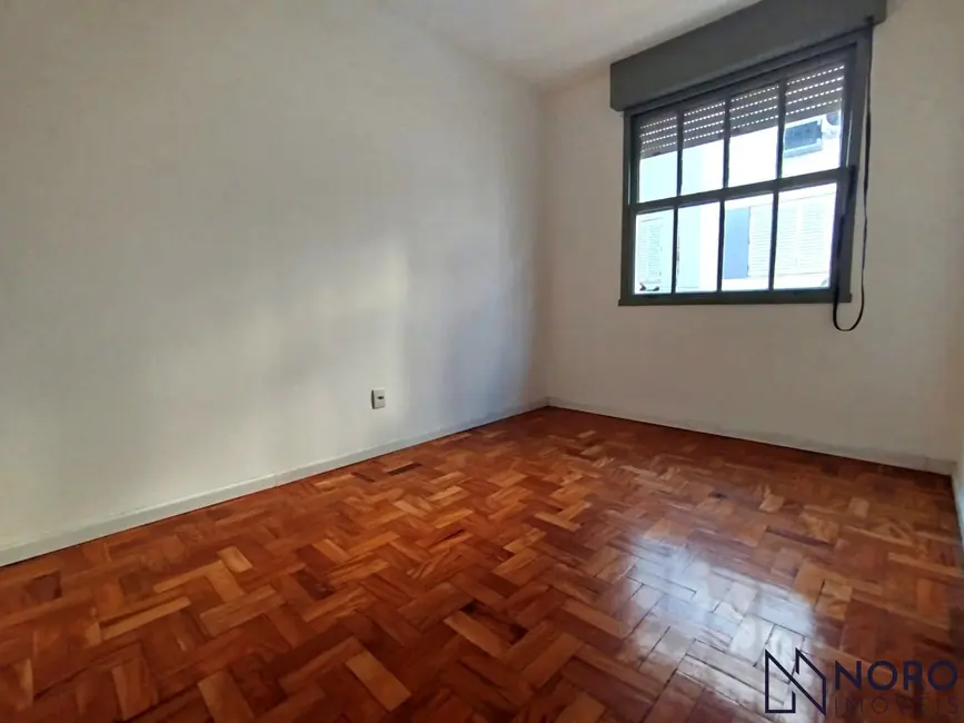 Foto 5 de Apartamento com 2 quartos para alugar, 45m2 em Nossa Senhora de Fátima, Santa Maria - RS