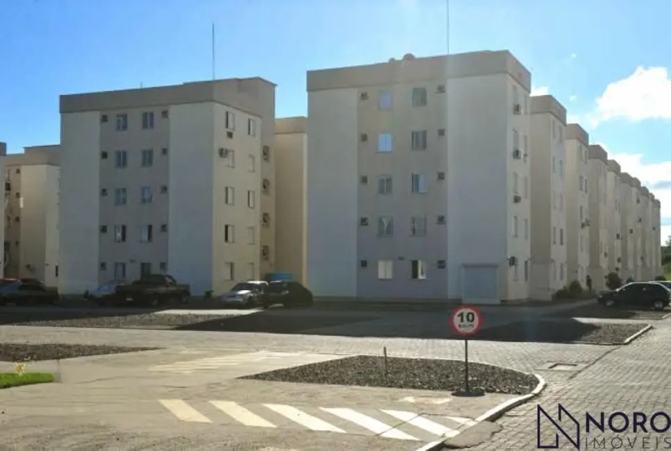 Foto 3 de Apartamento com 2 quartos para alugar, 47m2 em Santa Maria - RS