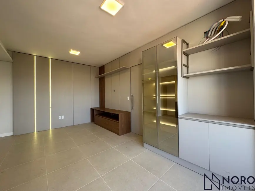 Foto 4 de Apartamento com 2 quartos à venda, 77m2 em Patronato, Santa Maria - RS
