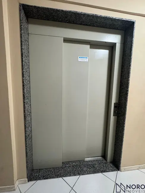 Foto 3 de Apartamento com 1 quarto à venda, 69m2 em Centro, Santa Maria - RS