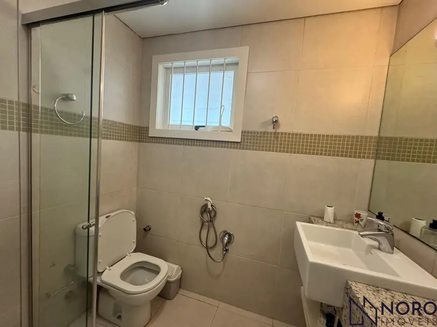 Casa com 4 quartos à venda, 164m2 em Itaara - RS - imagem 8 Foto 8 de Casa com 4 quartos à venda, 164m2 em Itaara - RS