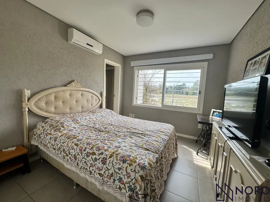 Casa com 4 quartos à venda, 164m2 em Itaara - RS - imagem 7 Foto 7 de Casa com 4 quartos à venda, 164m2 em Itaara - RS