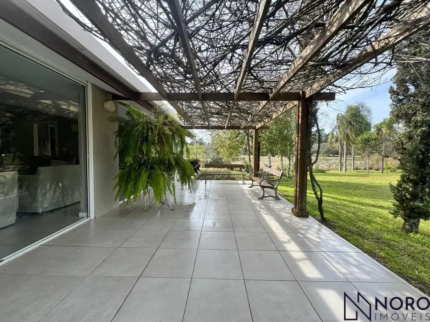 Casa com 4 quartos à venda, 164m2 em Itaara - RS - imagem 2 Foto 2 de Casa com 4 quartos à venda, 164m2 em Itaara - RS