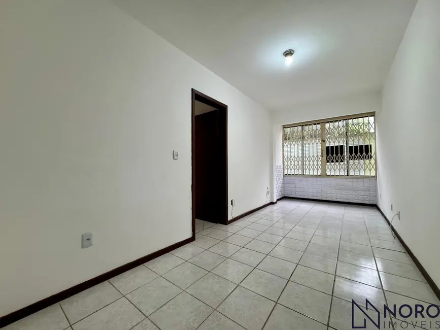 Apartamento com 3 quartos para alugar, 89m2 em Centro, Santa Maria - RS - imagem 6 Foto 6 de Apartamento com 3 quartos para alugar, 89m2 em Centro, Santa Maria - RS