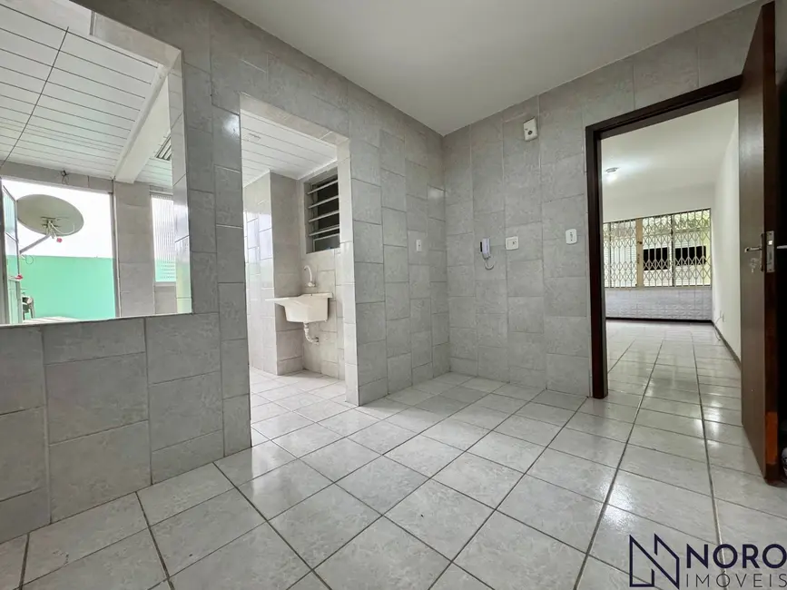 Apartamento com 3 quartos para alugar, 89m2 em Centro, Santa Maria - RS - imagem 9 Foto 9 de Apartamento com 3 quartos para alugar, 89m2 em Centro, Santa Maria - RS