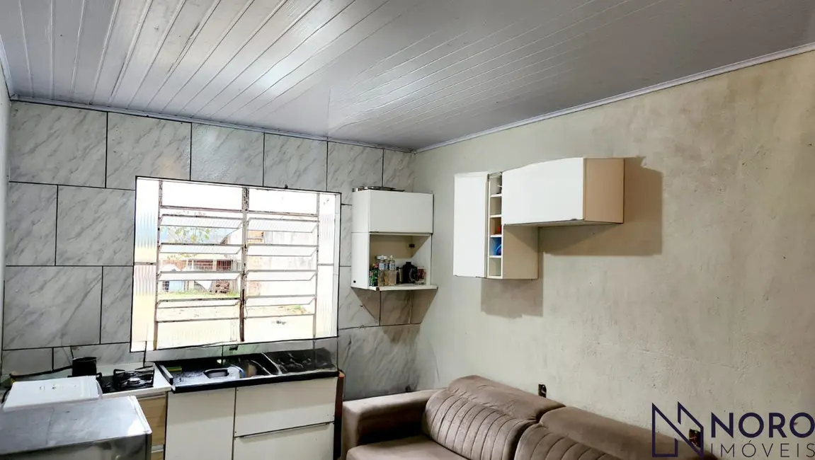 Casa com 3 quartos à venda, 61m2 em Camobi, Santa Maria - RS - imagem 4 Foto 4 de Casa com 3 quartos à venda, 61m2 em Camobi, Santa Maria - RS