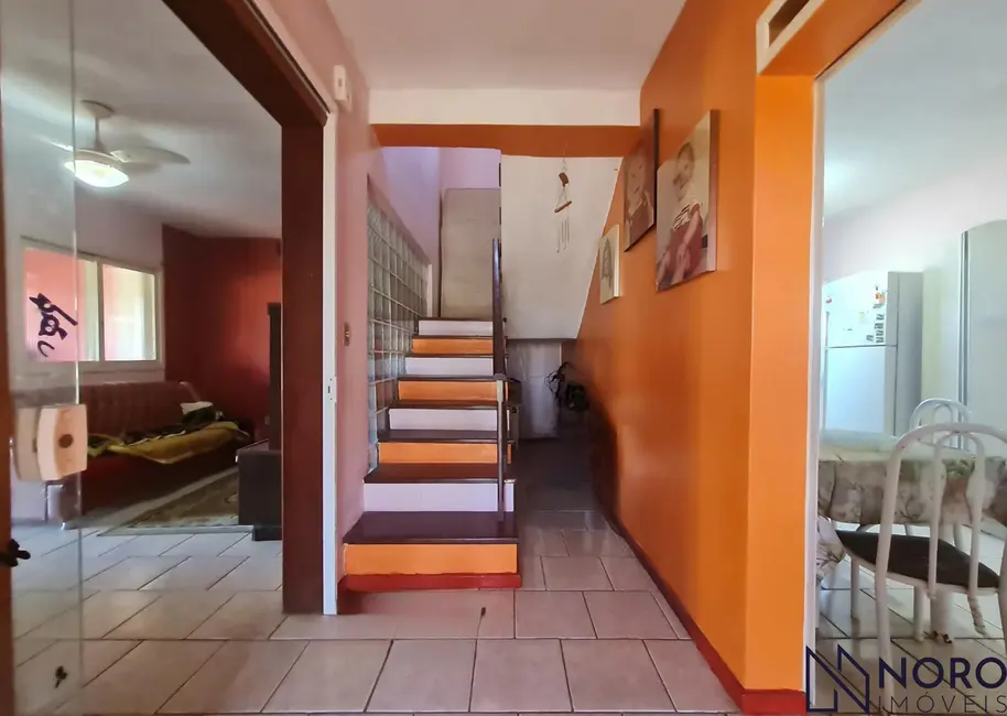 Casa com 2 quartos à venda, 209m2 em Camobi, Santa Maria - RS - imagem 5 Foto 5 de Casa com 2 quartos à venda, 209m2 em Camobi, Santa Maria - RS