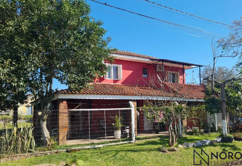 Casa com 2 quartos à venda, 209m2 em Camobi, Santa Maria - RS - imagem 1 Foto 1 de Casa com 2 quartos à venda, 209m2 em Camobi, Santa Maria - RS