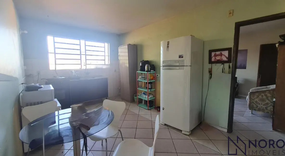 Casa com 3 quartos à venda, 172m2 em Camobi, Santa Maria - RS - imagem 3 Foto 3 de Casa com 3 quartos à venda, 172m2 em Camobi, Santa Maria - RS