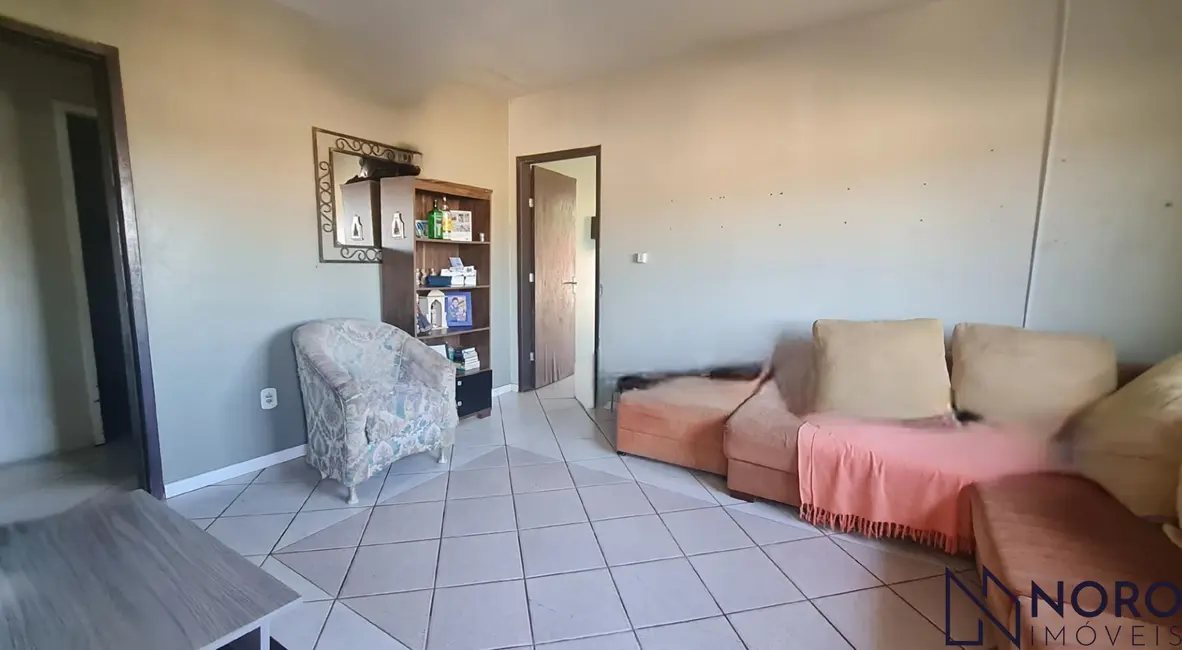 Foto 2 de Casa com 3 quartos à venda, 172m2 em Camobi, Santa Maria - RS