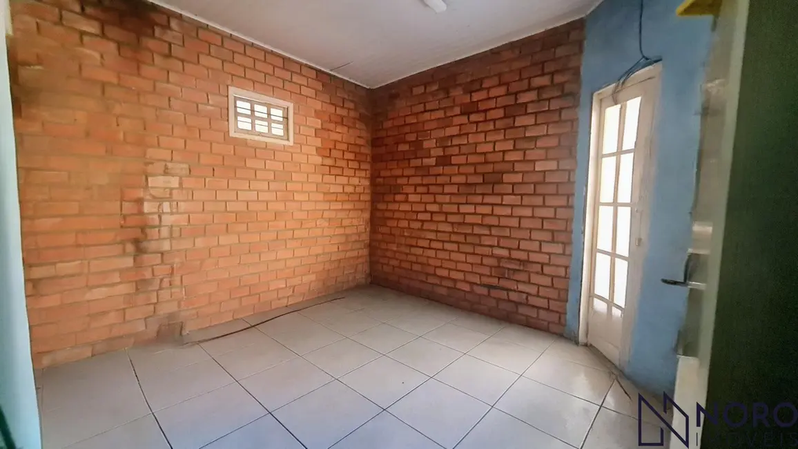 Casa com 3 quartos à venda, 172m2 em Camobi, Santa Maria - RS - imagem 9 Foto 9 de Casa com 3 quartos à venda, 172m2 em Camobi, Santa Maria - RS