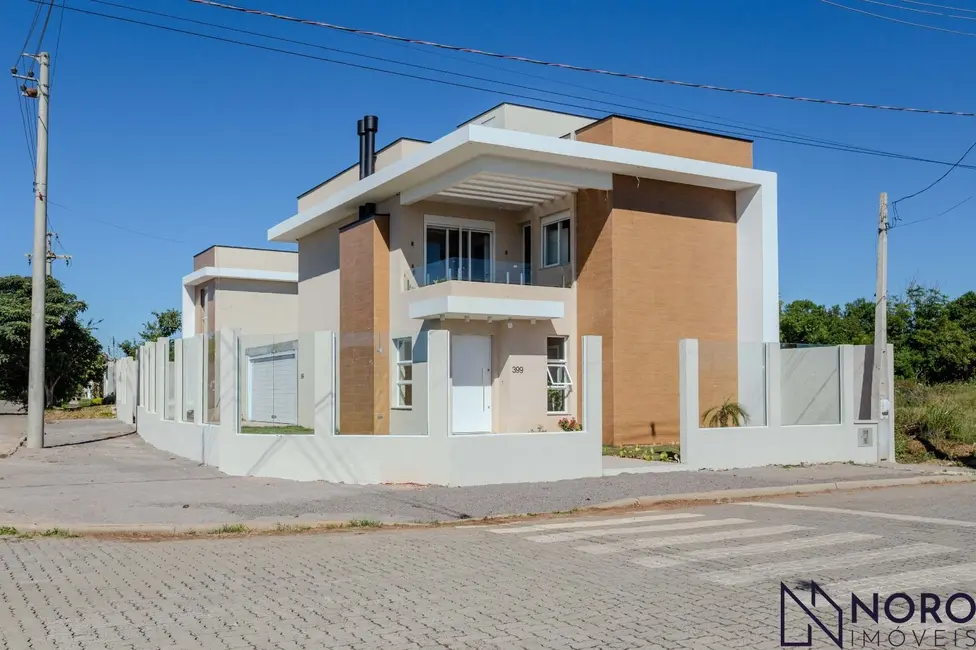 Casa com 3 quartos à venda, 321m2 em Camobi, Santa Maria - RS - imagem 1 Foto 1 de Casa com 3 quartos à venda, 321m2 em Camobi, Santa Maria - RS