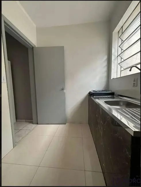 Foto 7 de Kitnet à venda, 24m2 em Menino Jesus, Santa Maria - RS