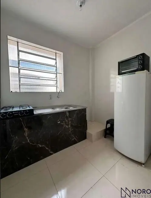 Foto 6 de Kitnet à venda, 24m2 em Menino Jesus, Santa Maria - RS