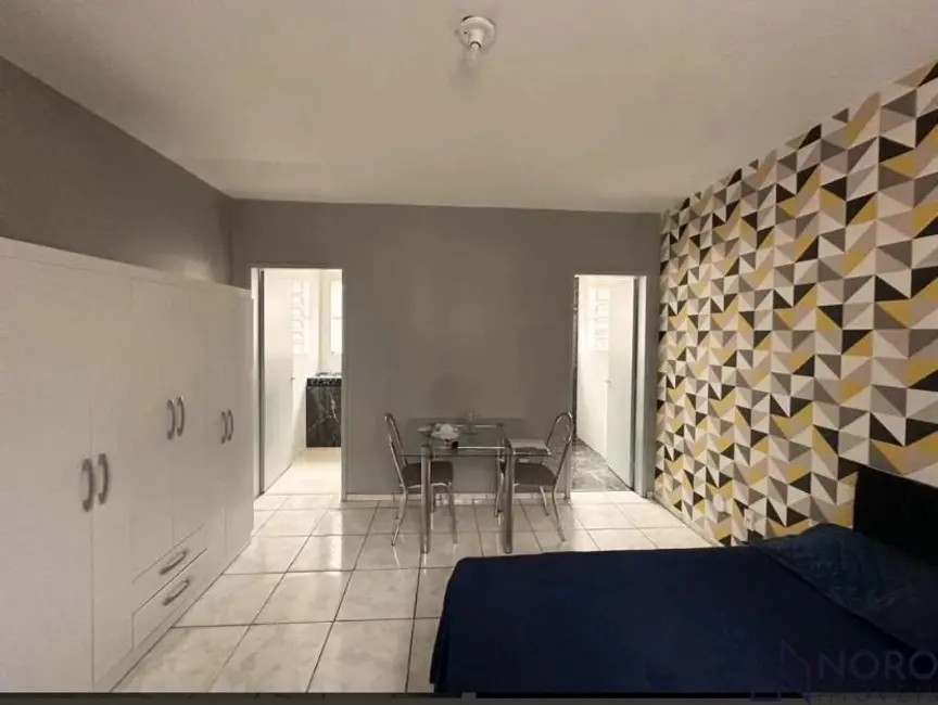 Foto 3 de Kitnet à venda, 24m2 em Menino Jesus, Santa Maria - RS