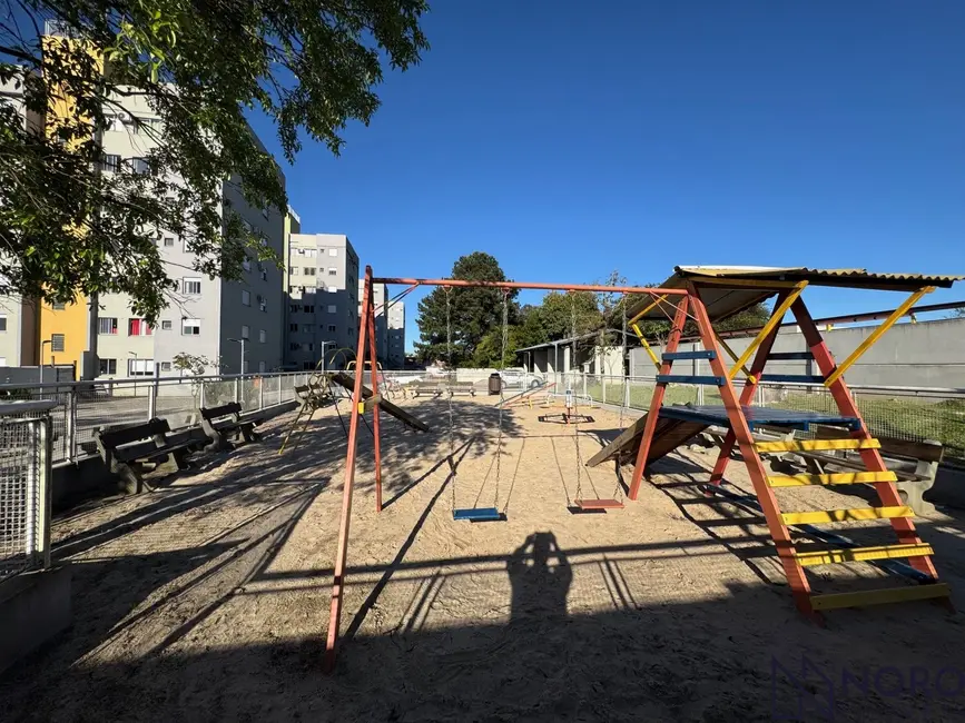 Foto 4 de Apartamento com 2 quartos à venda, 47m2 em Patronato, Santa Maria - RS