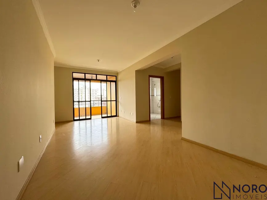 Foto 6 de Apartamento com 2 quartos para alugar, 102m2 em Centro, Santa Maria - RS