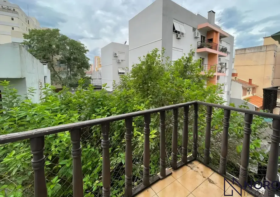 Foto 2 de Apartamento com 3 quartos à venda, 95m2 em Nossa Senhora de Fátima, Santa Maria - RS