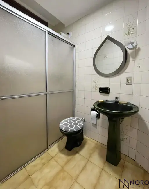 Foto 7 de Apartamento com 3 quartos à venda, 95m2 em Nossa Senhora de Fátima, Santa Maria - RS