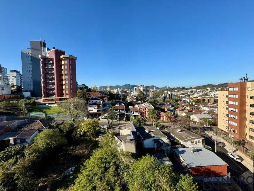 Foto 8 de Apartamento com 3 quartos à venda, 100m2 em Nonoai, Santa Maria - RS