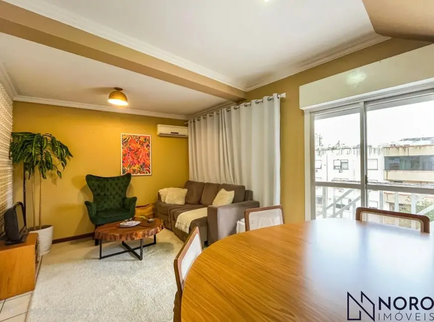 Foto 3 de Cobertura com 2 quartos à venda, 127m2 em Centro, Santa Maria - RS