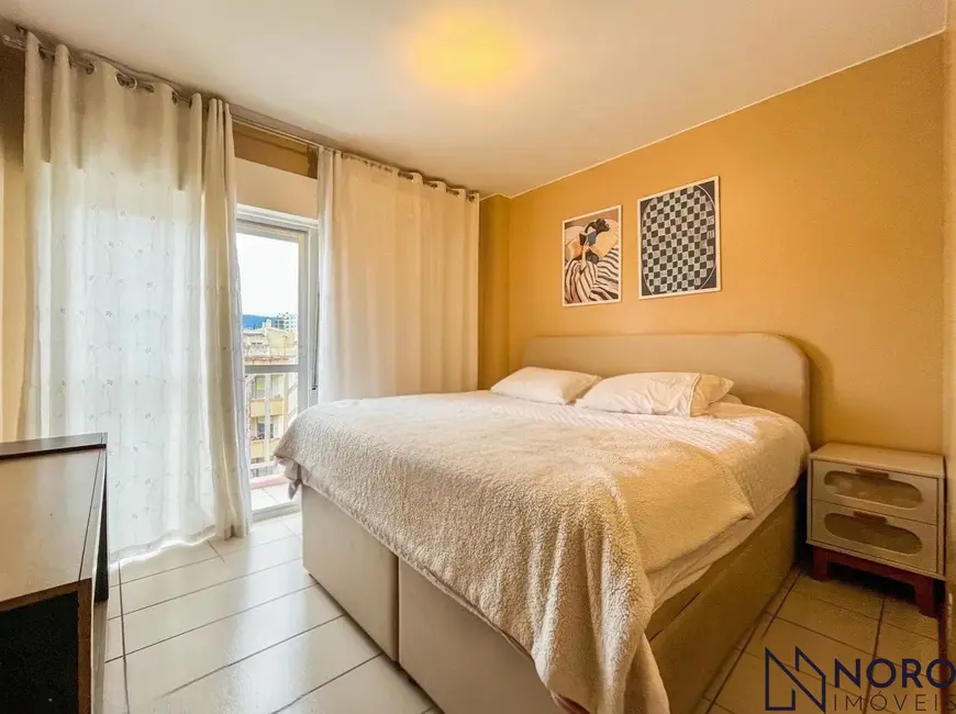 Foto 7 de Cobertura com 2 quartos à venda, 127m2 em Centro, Santa Maria - RS