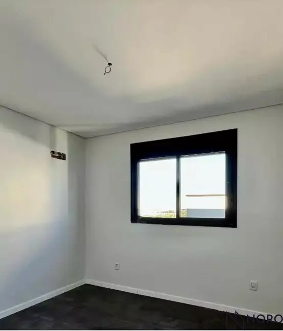 Foto 8 de Casa de Condomínio com 3 quartos à venda, 246m2 em Tomazetti, Santa Maria - RS