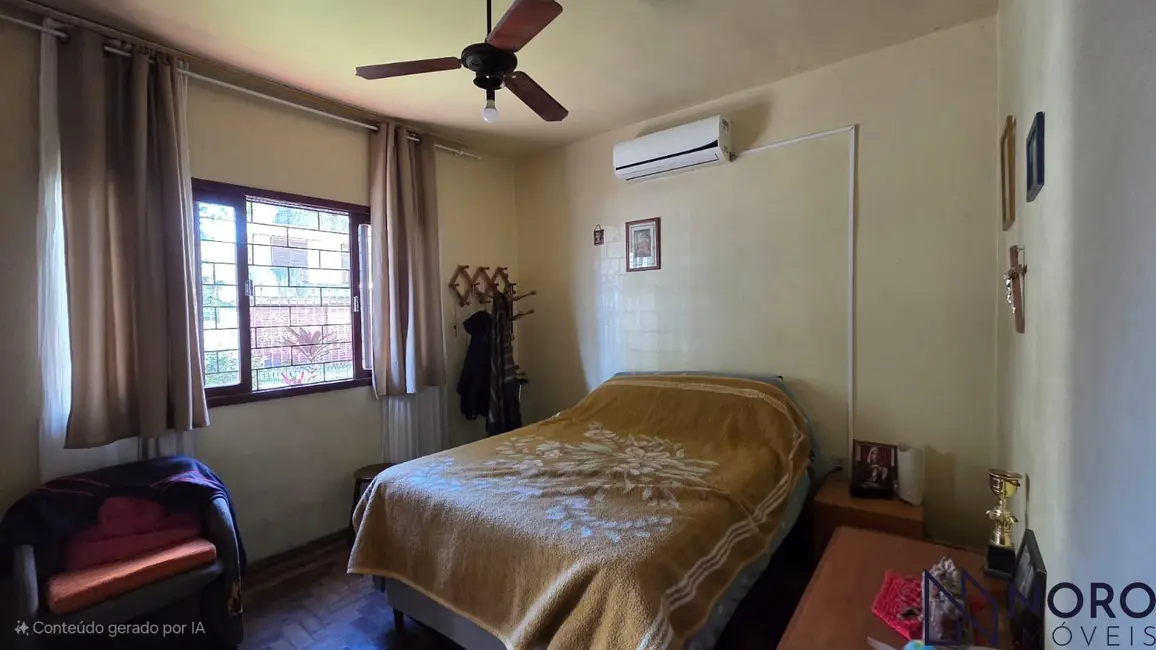 Casa com 4 quartos à venda, 129m2 em Nossa Senhora Medianeira, Santa Maria - RS - imagem 5 Foto 5 de Casa com 4 quartos à venda, 129m2 em Nossa Senhora Medianeira, Santa Maria - RS