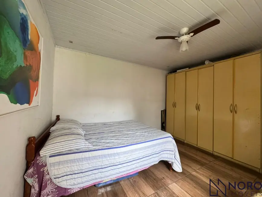 Casa com 3 quartos à venda, 120m2 em Centro, Itaara - RS - imagem 9 Foto 9 de Casa com 3 quartos à venda, 120m2 em Centro, Itaara - RS