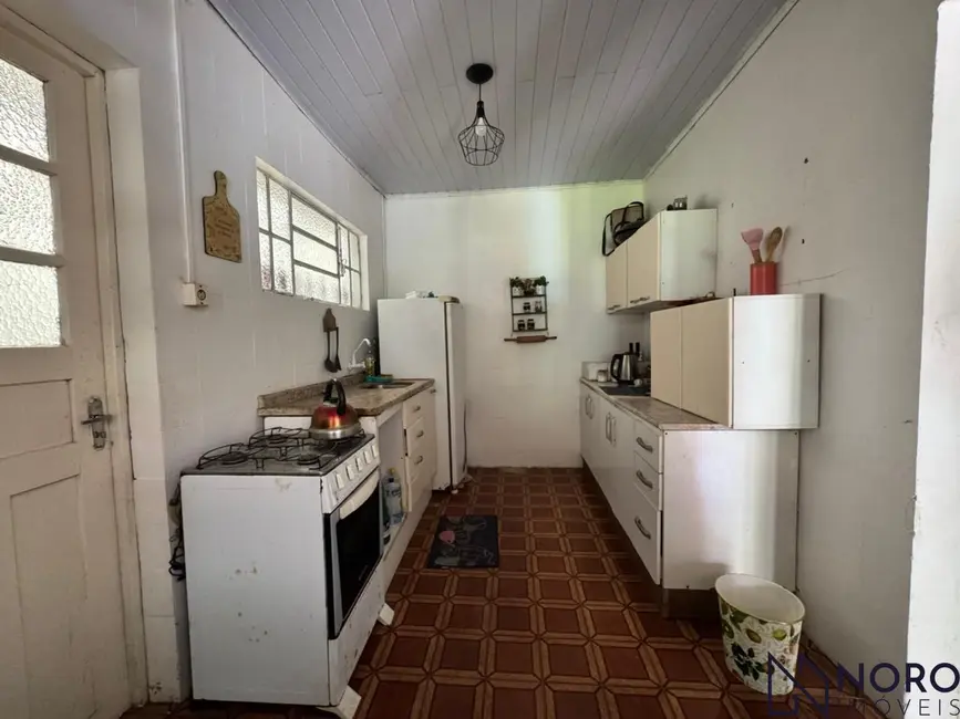 Casa com 3 quartos à venda, 120m2 em Centro, Itaara - RS - imagem 5 Foto 5 de Casa com 3 quartos à venda, 120m2 em Centro, Itaara - RS