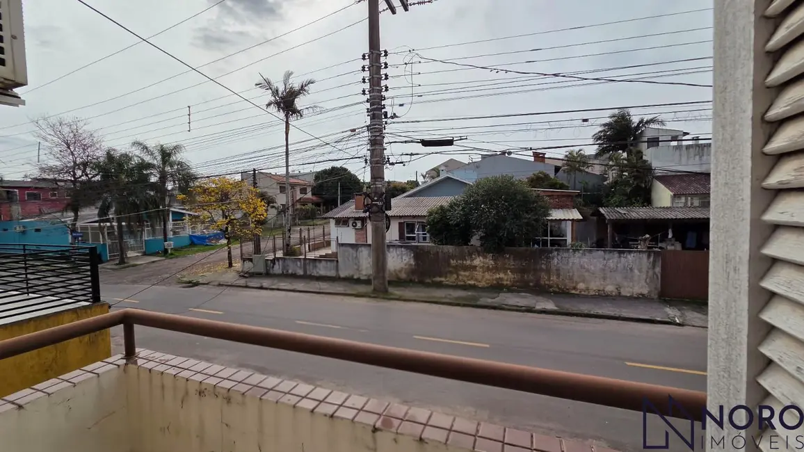 Casa com 3 quartos à venda, 137m2 em Dom Antônio Reis, Santa Maria - RS - imagem 2 Foto 2 de Casa com 3 quartos à venda, 137m2 em Dom Antônio Reis, Santa Maria - RS
