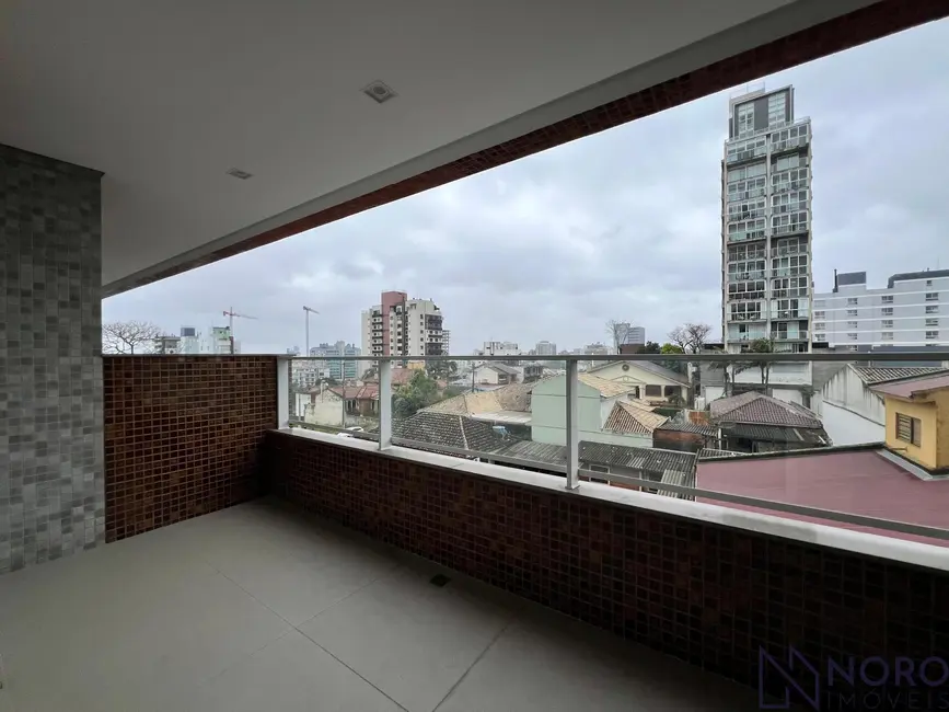 Foto 3 de Apartamento com 2 quartos à venda, 103m2 em Nossa Senhora de Lourdes, Santa Maria - RS