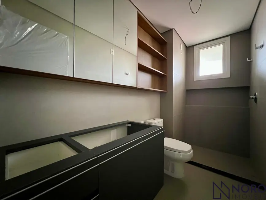 Foto 9 de Apartamento com 2 quartos à venda, 103m2 em Nossa Senhora de Lourdes, Santa Maria - RS