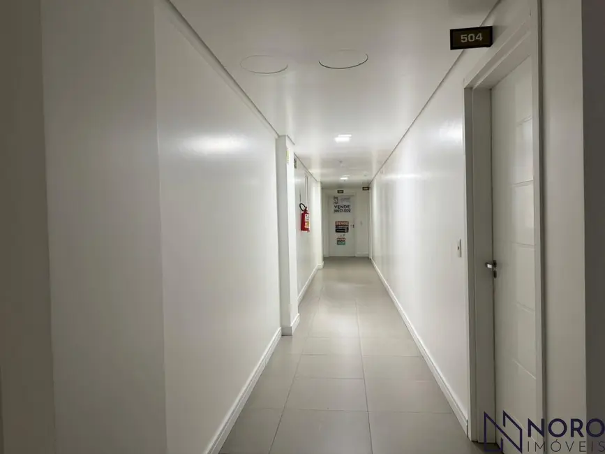 Sala Comercial com 1 quarto à venda, 44m2 em Nossa Senhora de Fátima, Santa Maria - RS - imagem 5 Foto 5 de Sala Comercial com 1 quarto à venda, 44m2 em Nossa Senhora de Fátima, Santa Maria - RS