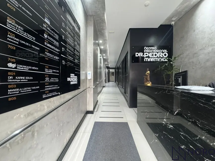 Sala Comercial com 1 quarto à venda, 44m2 em Nossa Senhora de Fátima, Santa Maria - RS - imagem 2 Foto 2 de Sala Comercial com 1 quarto à venda, 44m2 em Nossa Senhora de Fátima, Santa Maria - RS