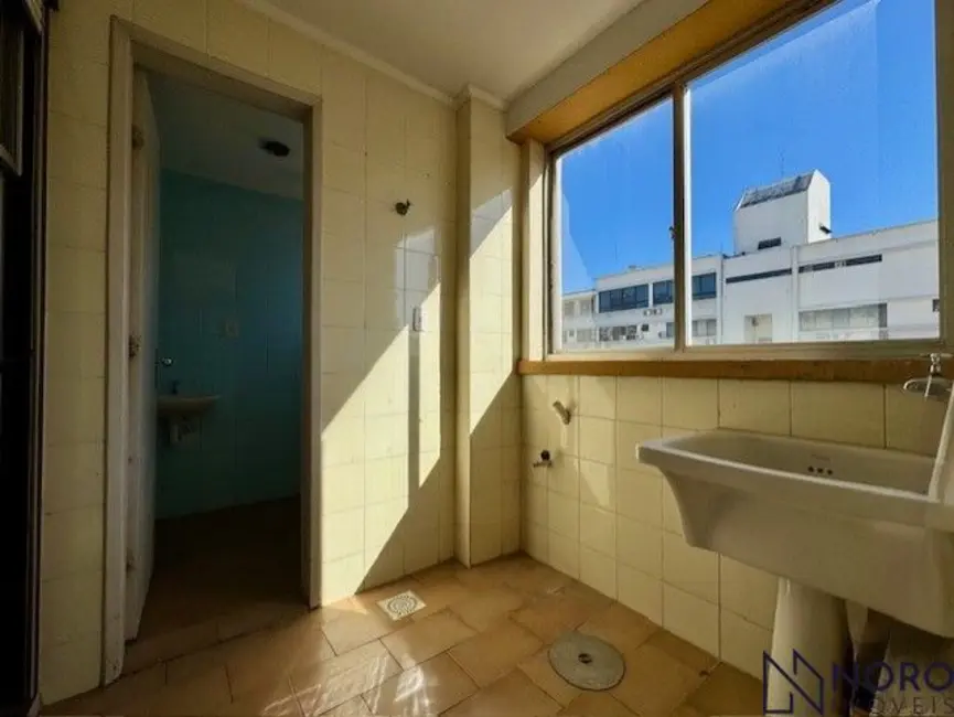 Foto 6 de Apartamento com 2 quartos à venda, 99m2 em Centro, Santa Maria - RS