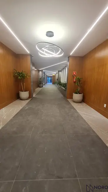 Foto 2 de Cobertura com 4 quartos à venda, 395m2 em Nossa Senhora Medianeira, Santa Maria - RS