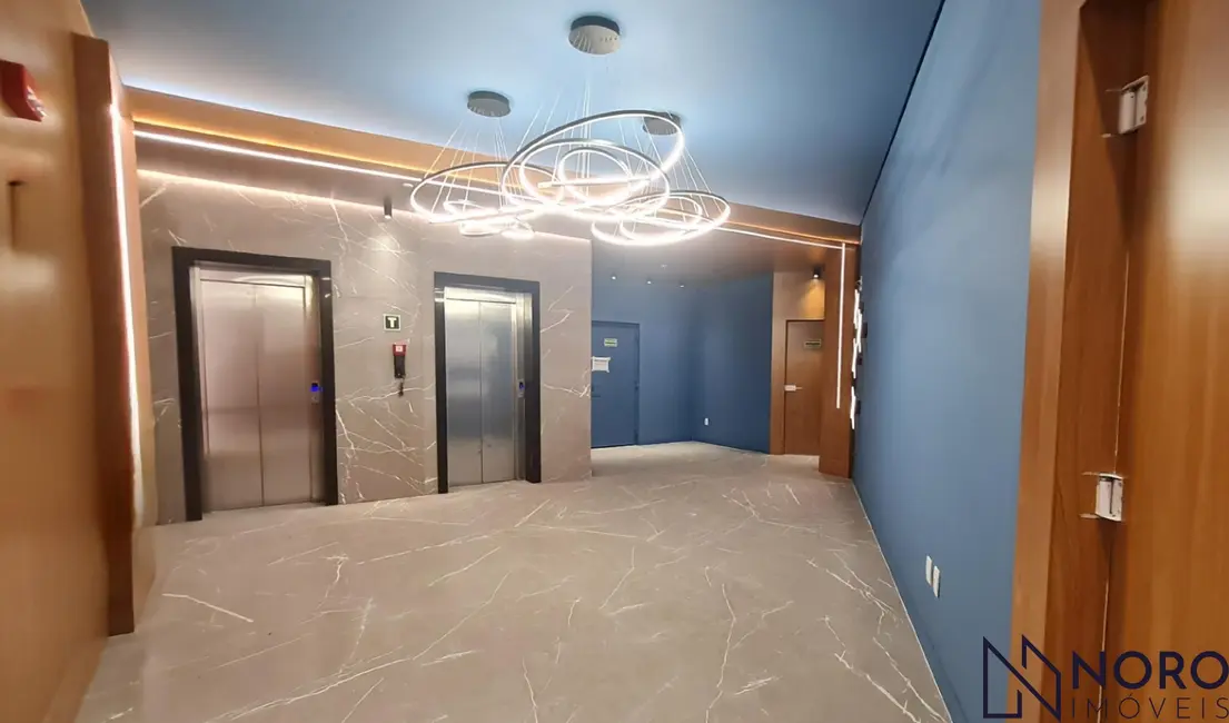 Foto 3 de Cobertura com 4 quartos à venda, 395m2 em Nossa Senhora Medianeira, Santa Maria - RS