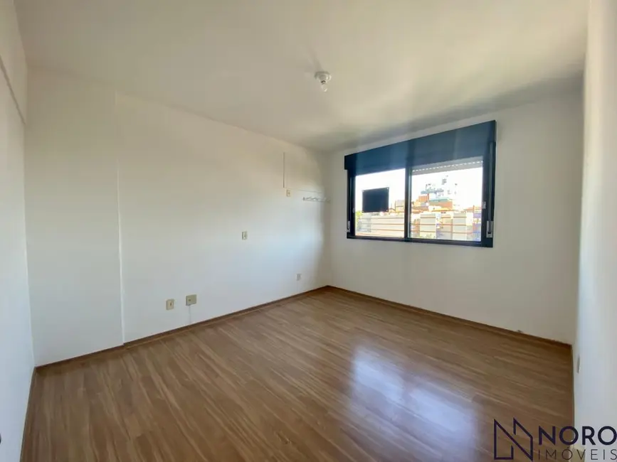 Foto 3 de Apartamento com 2 quartos à venda, 78m2 em Centro, Santa Maria - RS