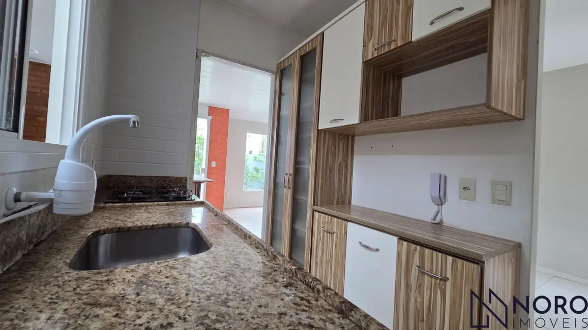 Foto 6 de Casa de Condomínio com 3 quartos para alugar, 110m2 em Cerrito, Santa Maria - RS