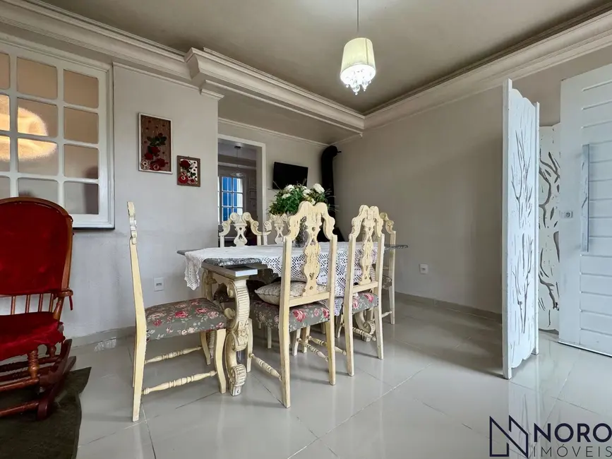 Casa com 3 quartos à venda, 146m2 em Nossa Senhora do Rosário, Santa Maria - RS - imagem 7 Foto 7 de Casa com 3 quartos à venda, 146m2 em Nossa Senhora do Rosário, Santa Maria - RS