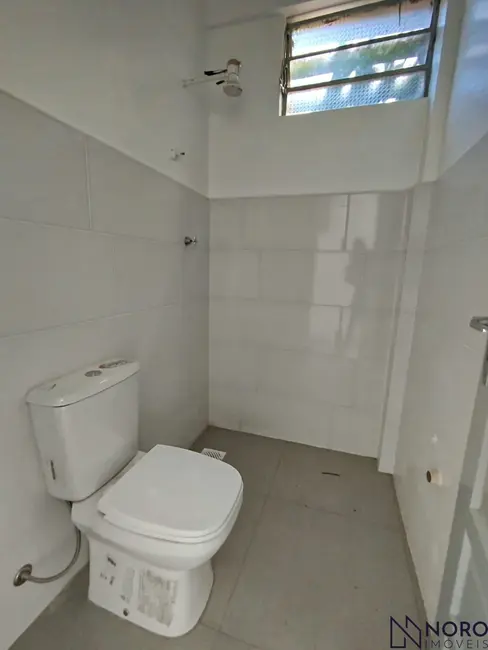 Foto 6 de Casa com 3 quartos para alugar, 100m2 em Nossa Senhora de Fátima, Santa Maria - RS