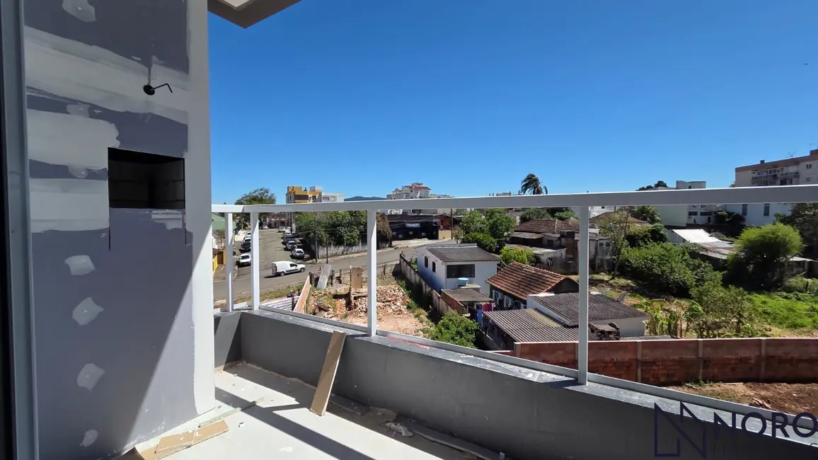 Foto 3 de Apartamento com 3 quartos à venda, 87m2 em Duque de Caxias, Santa Maria - RS