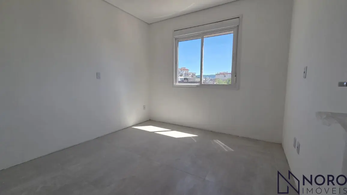 Foto 5 de Apartamento com 3 quartos à venda, 87m2 em Duque de Caxias, Santa Maria - RS