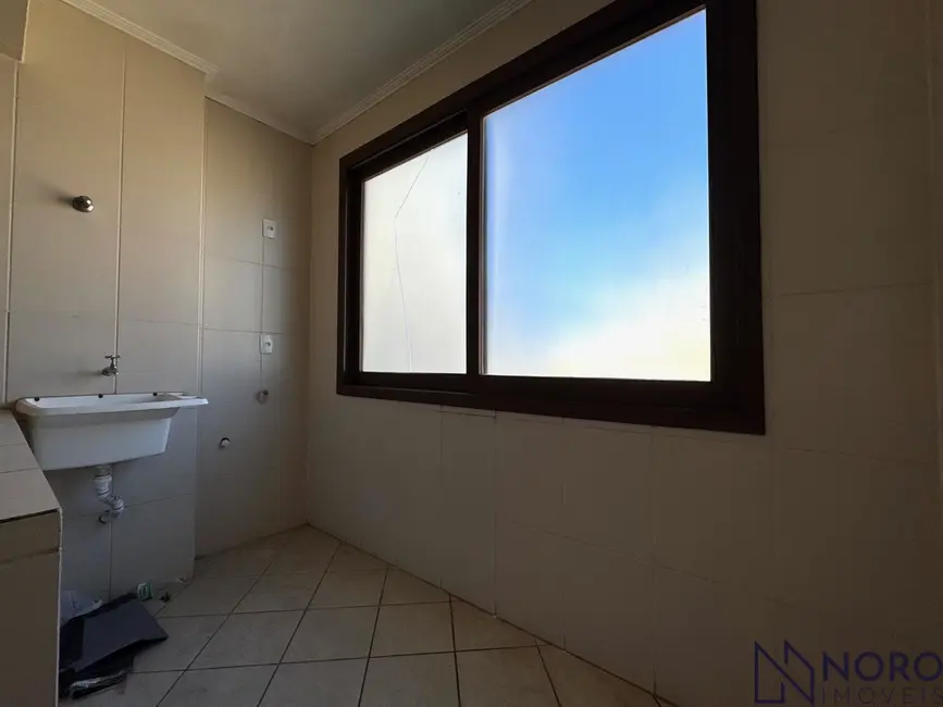 Foto 5 de Apartamento com 2 quartos à venda, 65m2 em Duque de Caxias, Santa Maria - RS