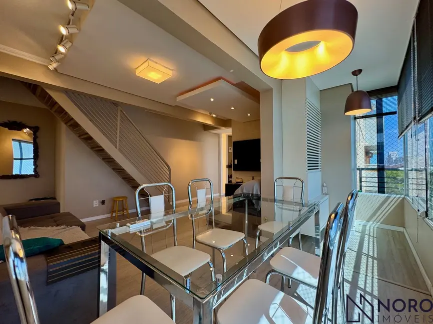 Foto 8 de Cobertura com 3 quartos à venda, 200m2 em Centro, Santa Maria - RS