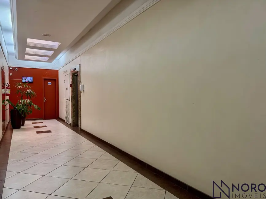 Foto 4 de Cobertura com 3 quartos à venda, 200m2 em Centro, Santa Maria - RS