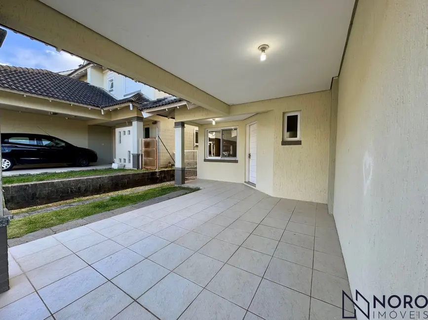 Foto 2 de Casa com 3 quartos para alugar, 138m2 em São José, Santa Maria - RS